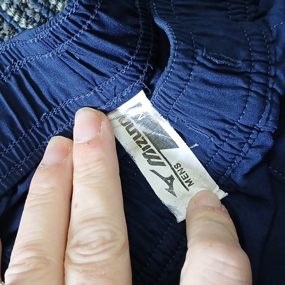 Mizuno running shorts Size Medium - Picture 4 of 4